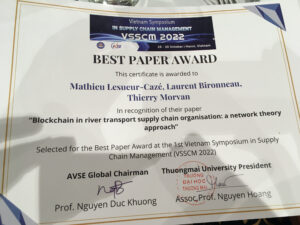 Best-paper-award-Hanoi